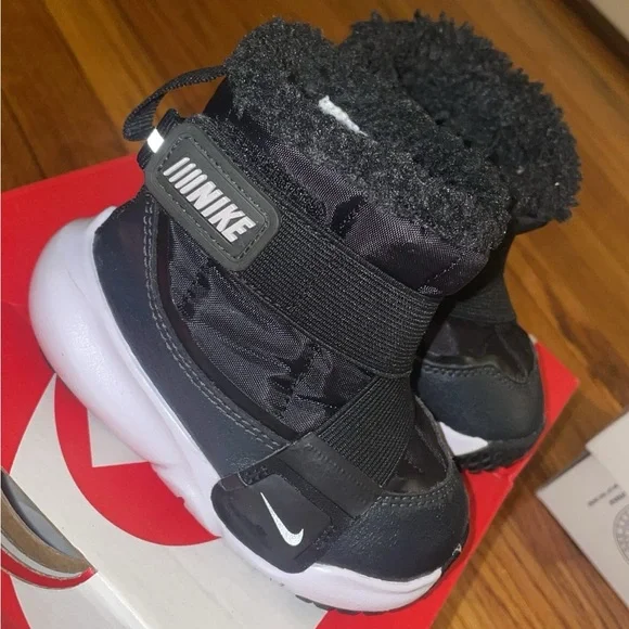 Toddler sneakers - Picture 16 of 16